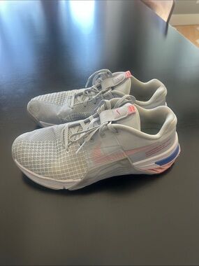 Nike Women’s Metcon 7’s